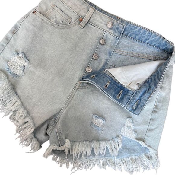 Wild Fable highest rise frayed Distressed Light Blue Denim Shorts Size 0 - Picture 7 of 13